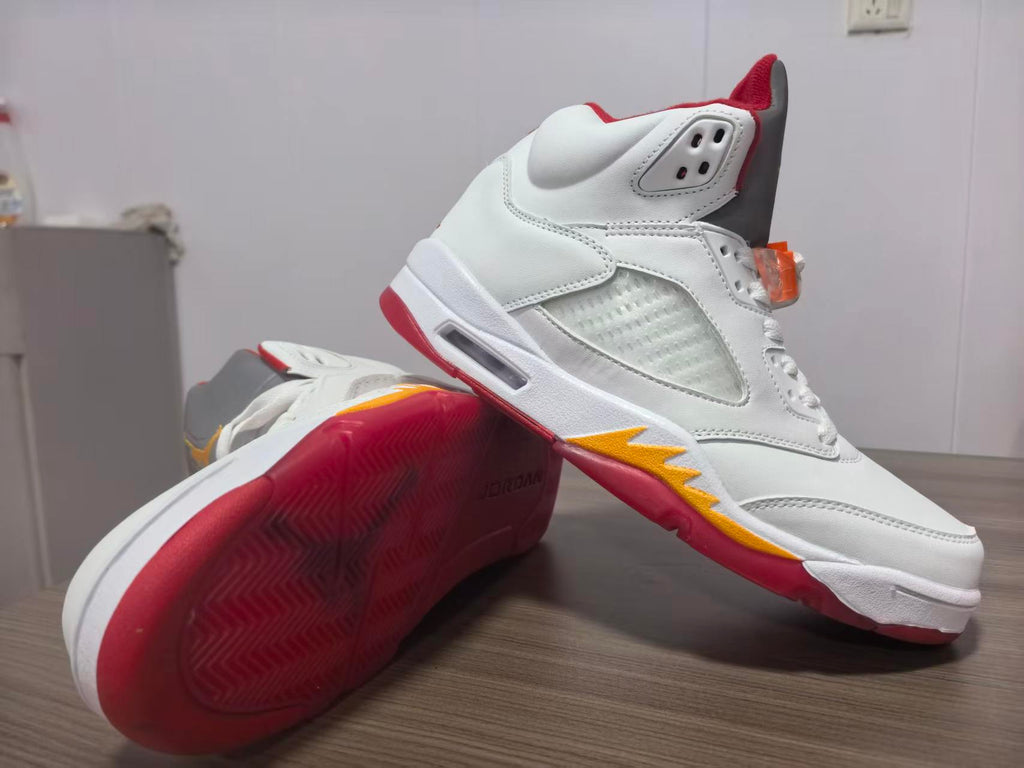 Nike Air Jordan 5 Retro 'Sunset' (W) IV5678-102