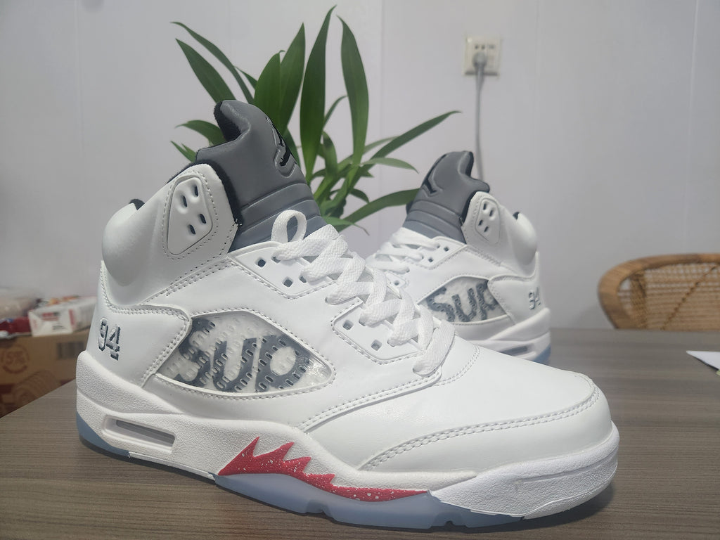 Air Jordan 5 Retro x Supreme 'White'