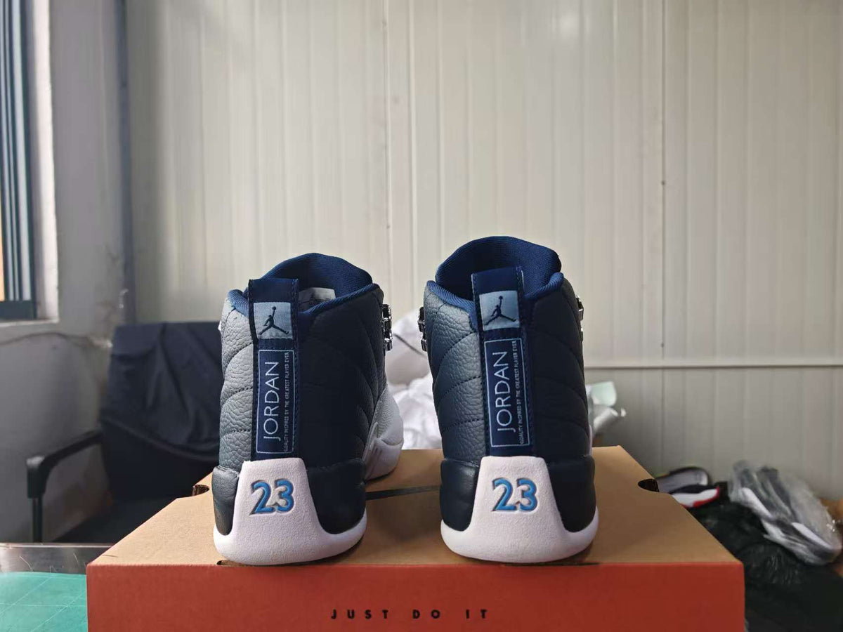 Air Jordan 12 Retro 'Obsidian' 2012