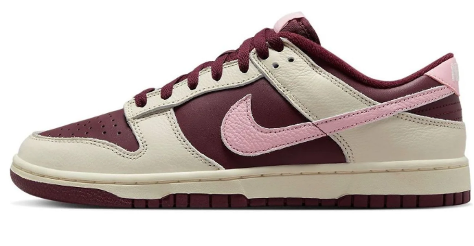 Nike Dunk Low Premium 'Valentine's Day 2023' - DR9705-100
