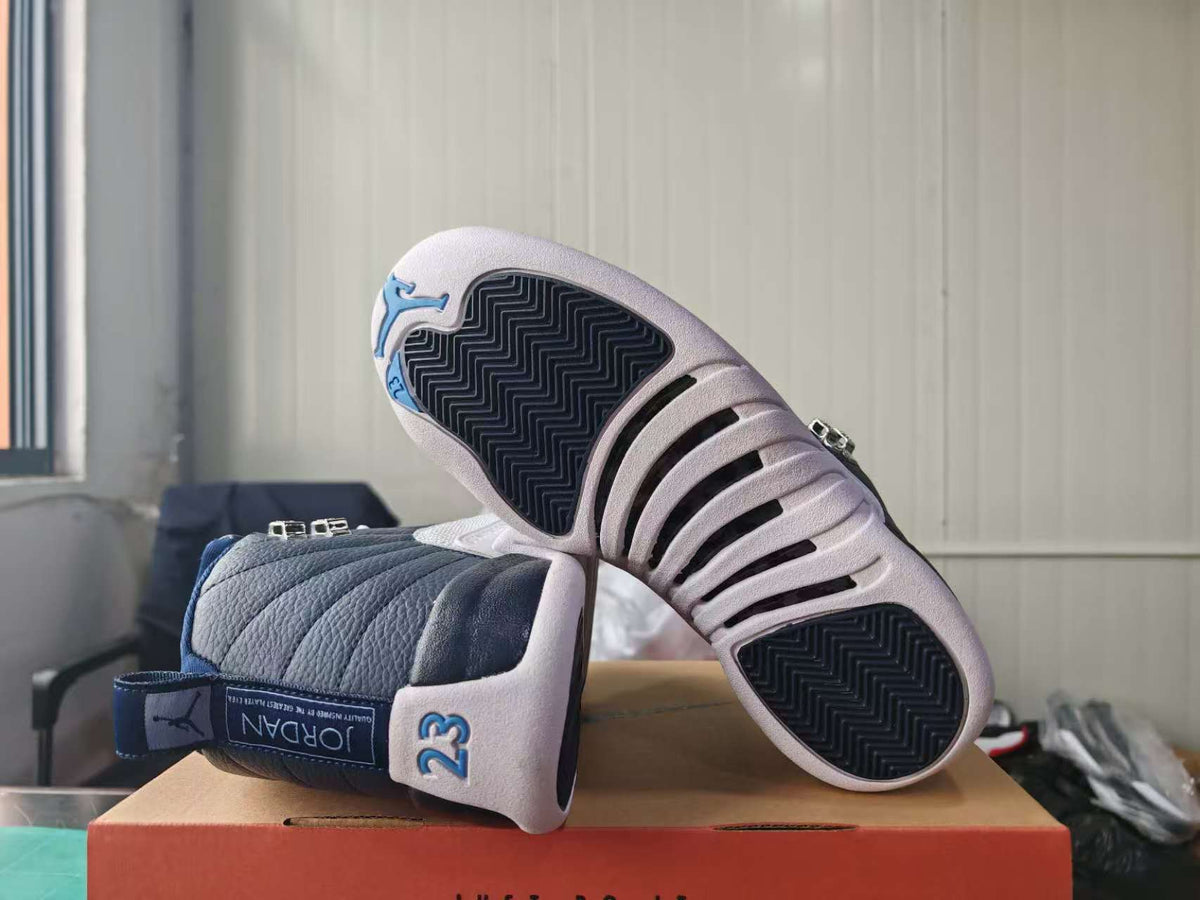 Air Jordan 12 Retro 'Obsidian' 2012