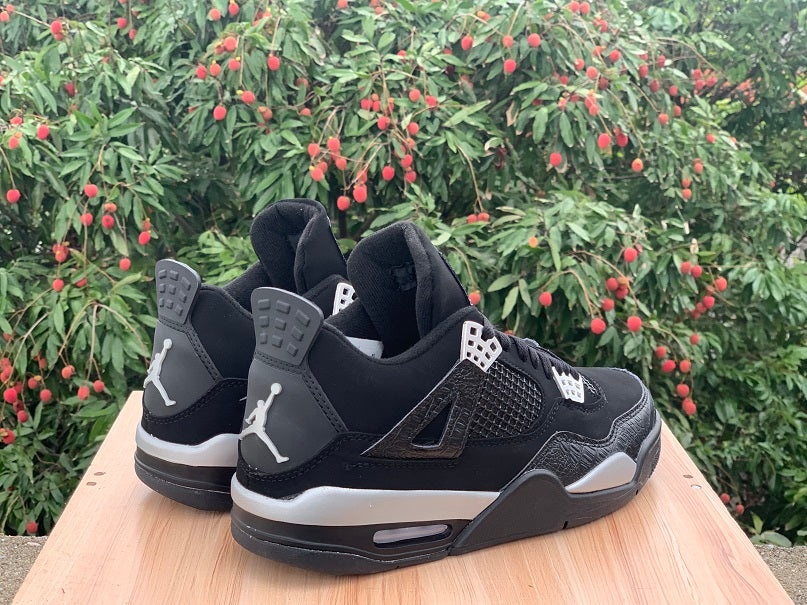 Air Jordan 4 Retro SE "Black Canvas"