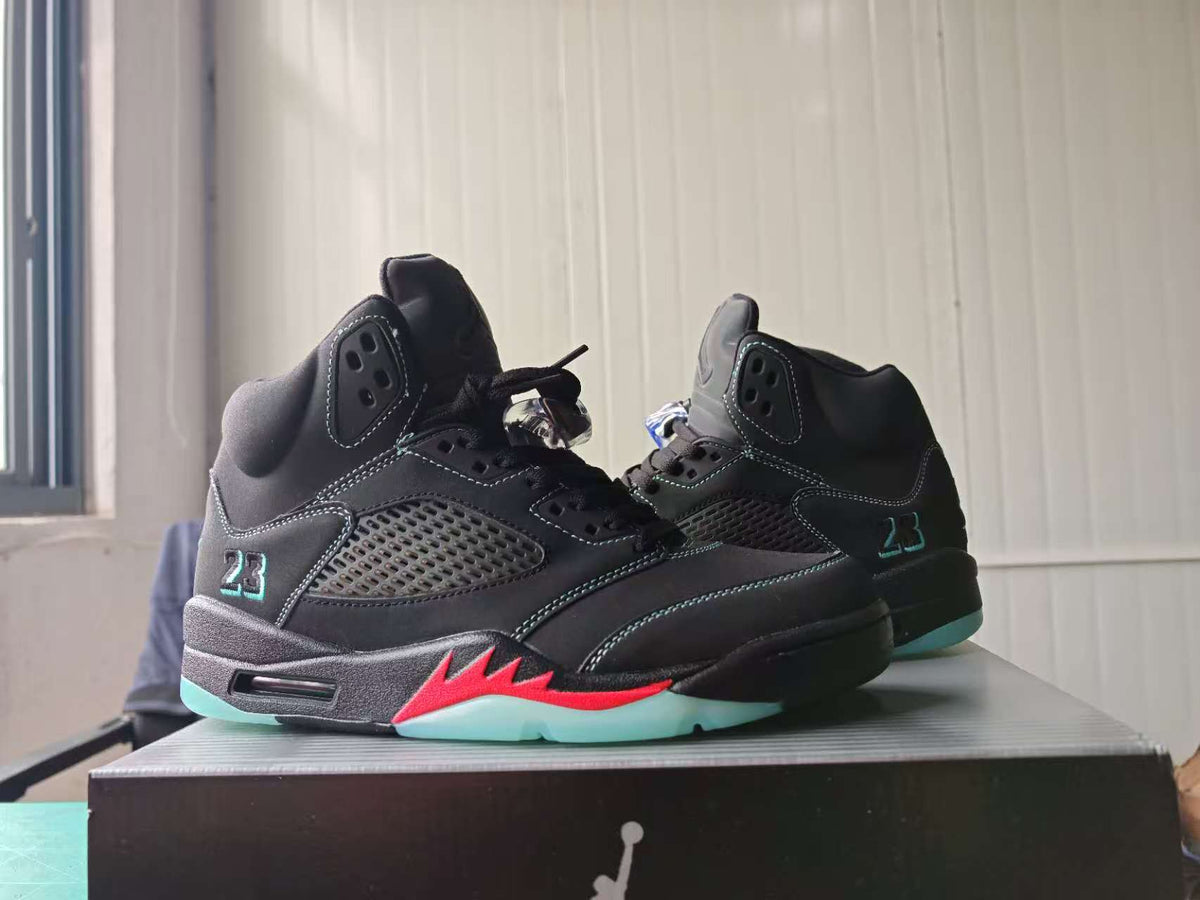 [PRE-ORDER] (Men's) Air Jordan 5 Retro "Halloween" (2026) [HQ7978-001]