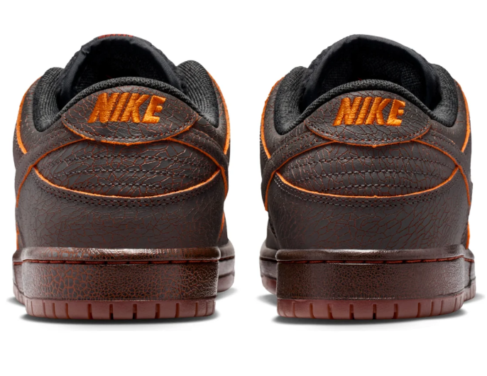 Nike SB Dunk Low Krampus HV1668-001