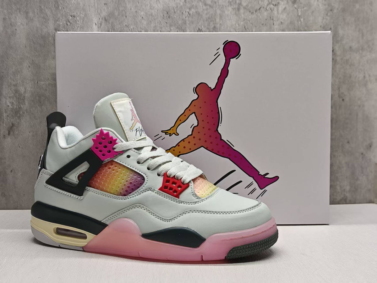 Air Jordan 4 Retro "Comic"