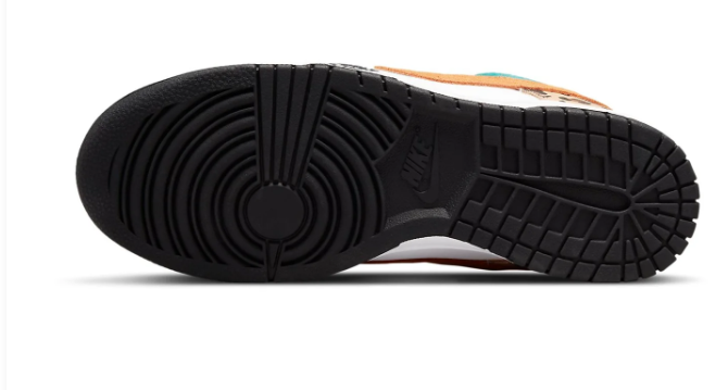 Nike Dunk Low SE 'Safari Mix' Sneakers
