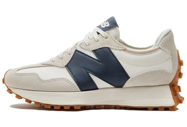 New Balance Women's 327 'Moonbeam / Outerspace' Sneakers