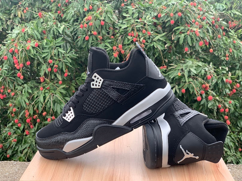 Air Jordan 4 Retro SE "Black Canvas"